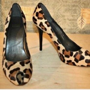 Stuart Weitzman’s Heels: Size 10M